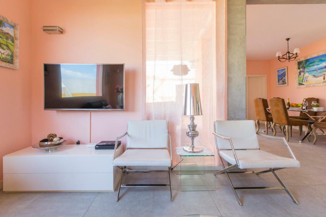 Villa Bella Lucia 3. Piscina Climatizada, Wifi, Bbq. Corralejo Ngoại thất bức ảnh