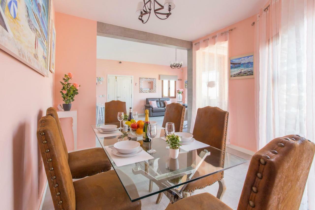 Villa Bella Lucia 3. Piscina Climatizada, Wifi, Bbq. Corralejo Ngoại thất bức ảnh